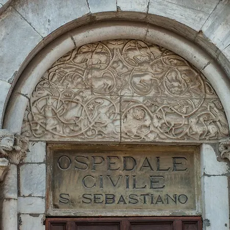 Hotel Capranica 酒店 2*